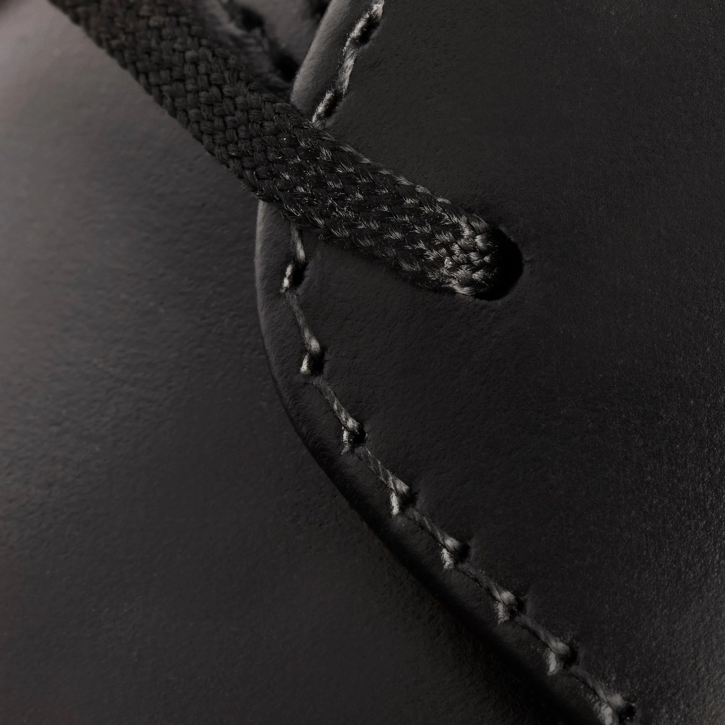 101 - BLACK CHAPARRAL LEATHER